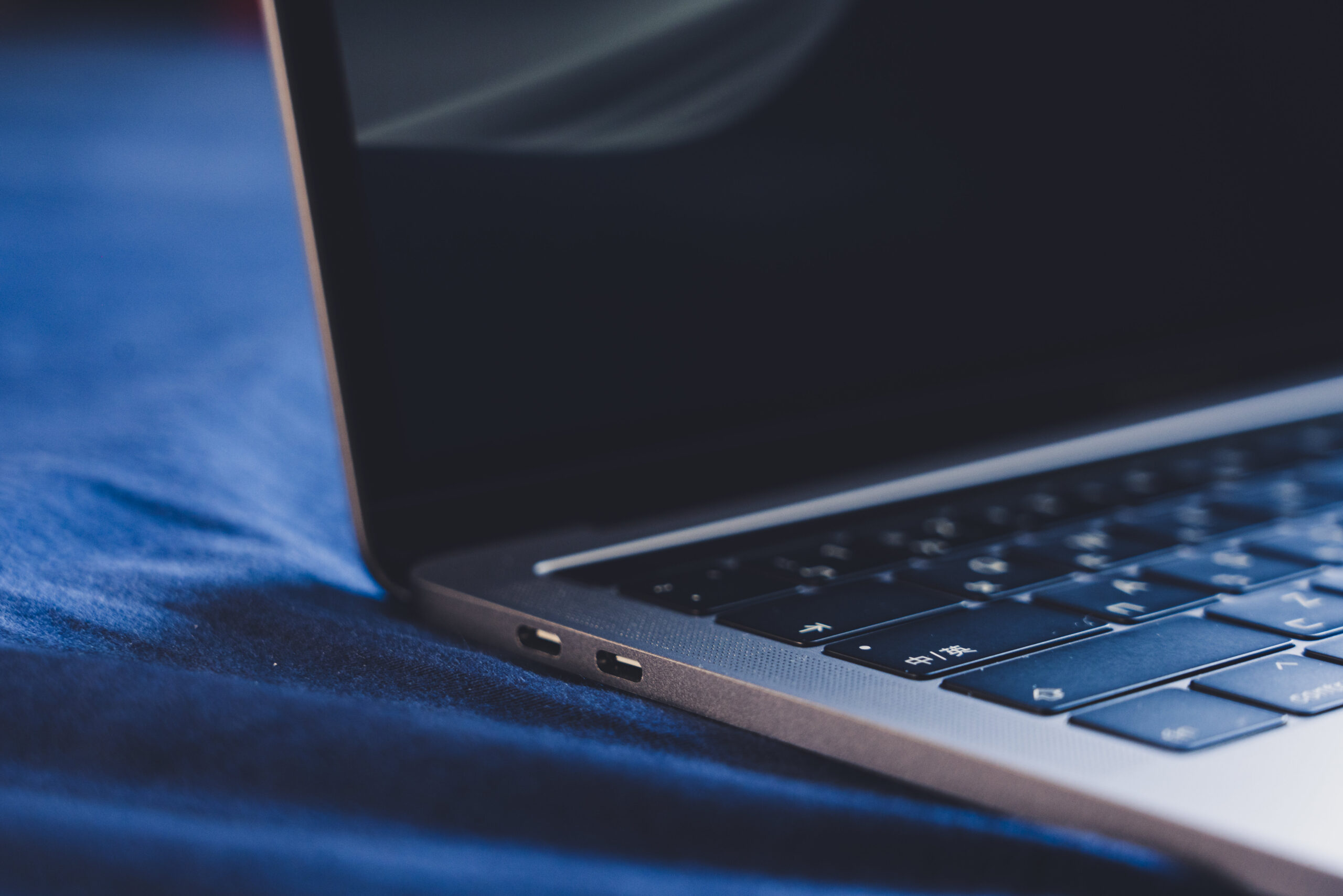 Najlepsze laptopy 2026: przegląd i rekomendacje